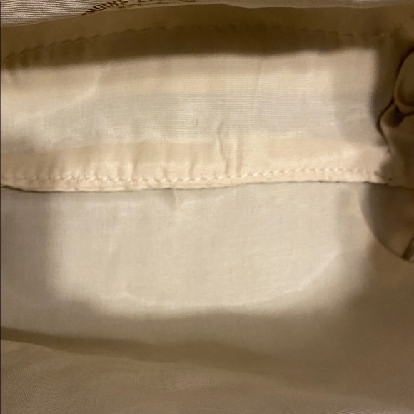 Soft Pink Women's Leather Top-Handle Bag, purse looks new except under flap - Picture 9 of 12